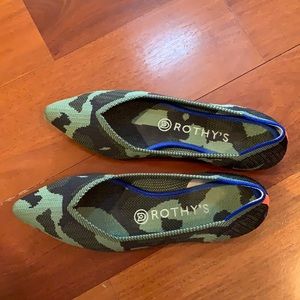 Never worn camo Rothy‘s